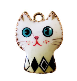 White Cat in a Argyle Sweater 19x24mm 3pcs.
