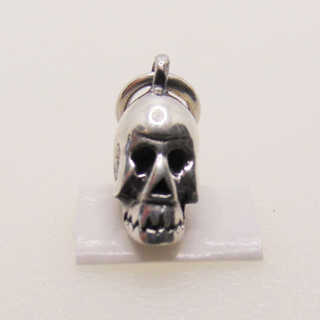 Bamiyan Skull Sterling Silver Pendant 5x10mm