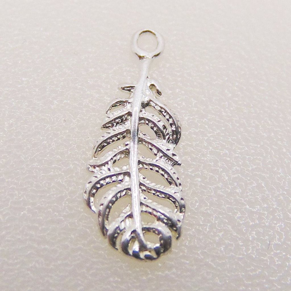 Bamiyan Feather Sterling Silver Pendant 6x9mm