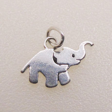 Bead World Flat Elephant Sterling Silver Pendant 14x8mm