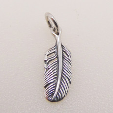 Bead World Feather w/ Jump Ring Sterling Silver Pendant 6x17mm