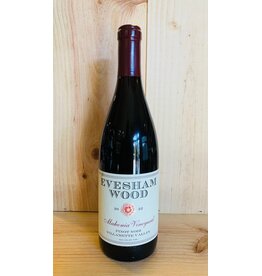 Wine Evesham Wood Mahonia Vineyard Pinot Noir