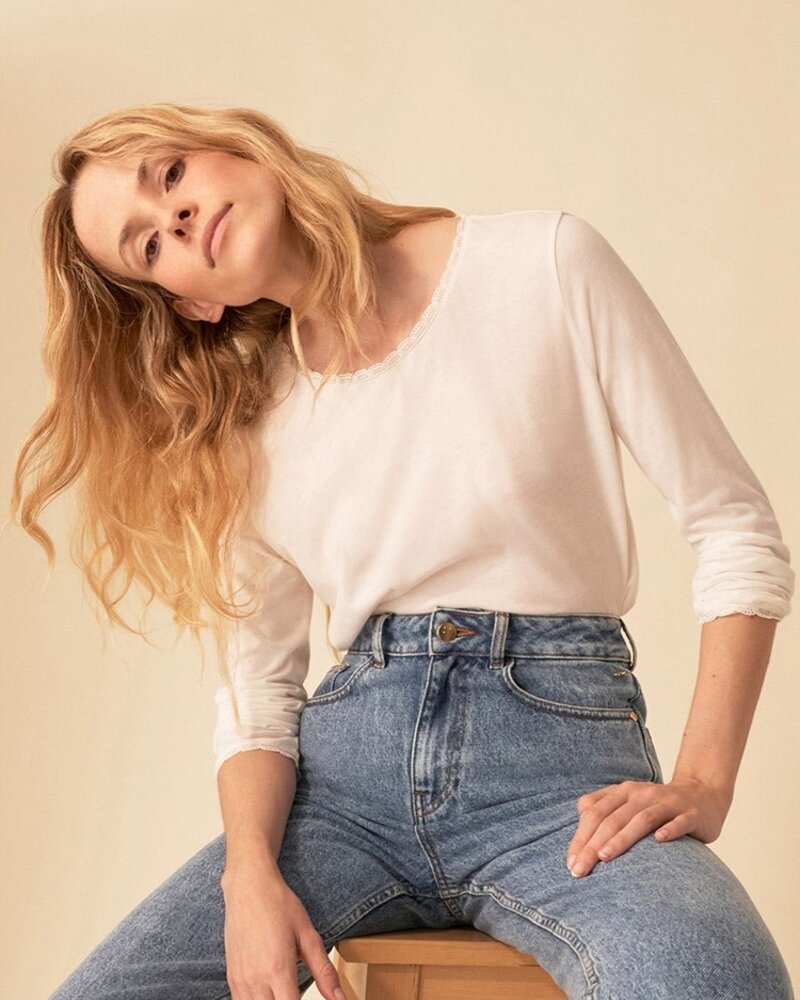 Des petits top hauts ceinture