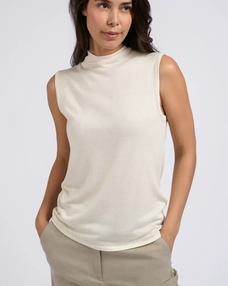 YAYA Sleeveless high neckline sweater