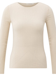 STRUCTURED KNITTED TOP