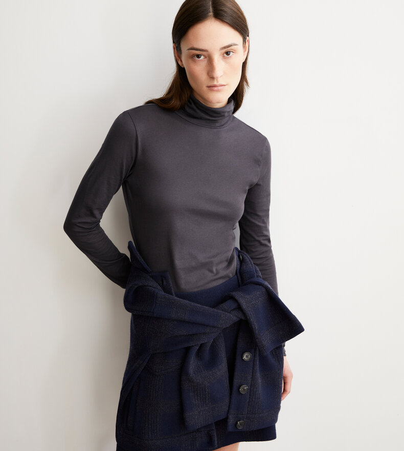 GRAZILIANAA TURTLENECK