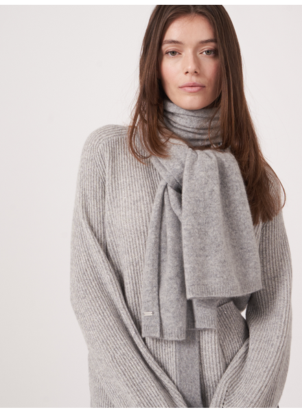 REPEAT CASHMERE SCARF