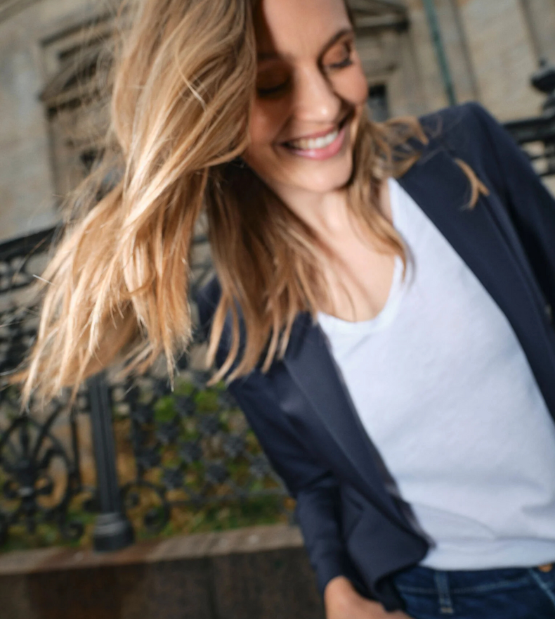 NAVY BLAKE NIGHT BLAZER