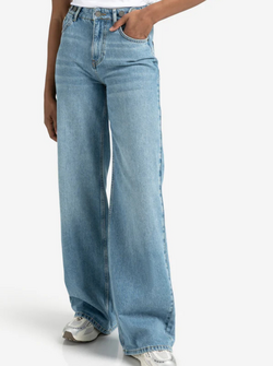 LOOSE DENIM