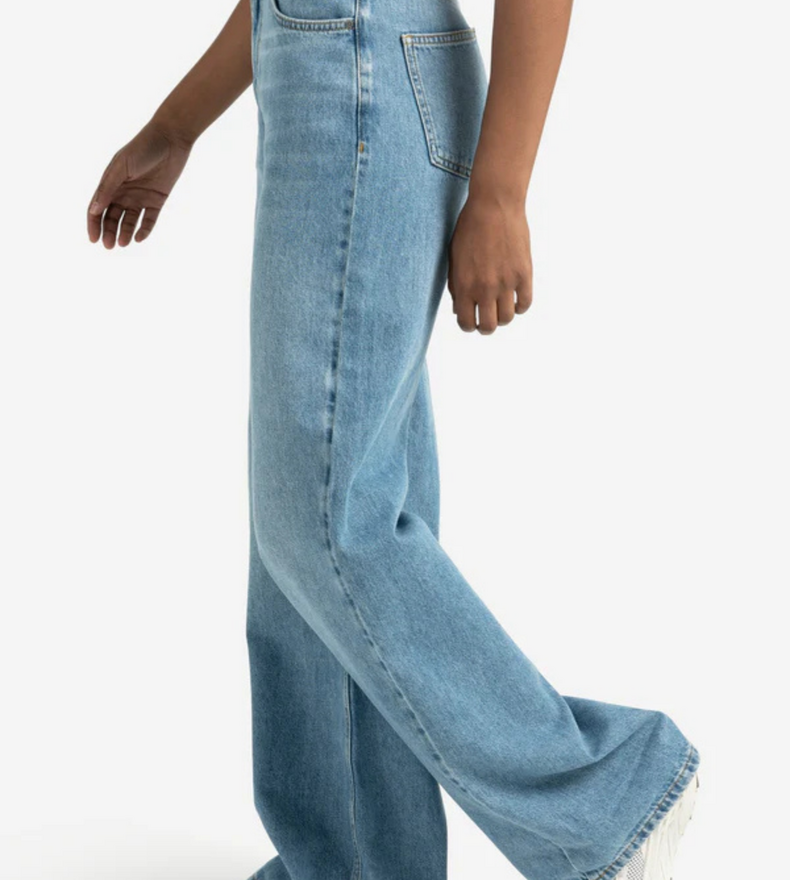 LOOSE DENIM