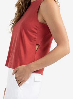 SLEEVELESS TOP