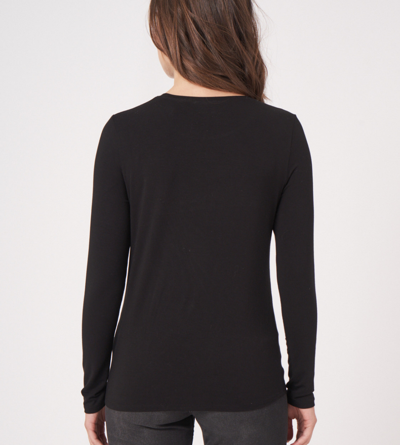 LONGSLEEVE T-SHIRT