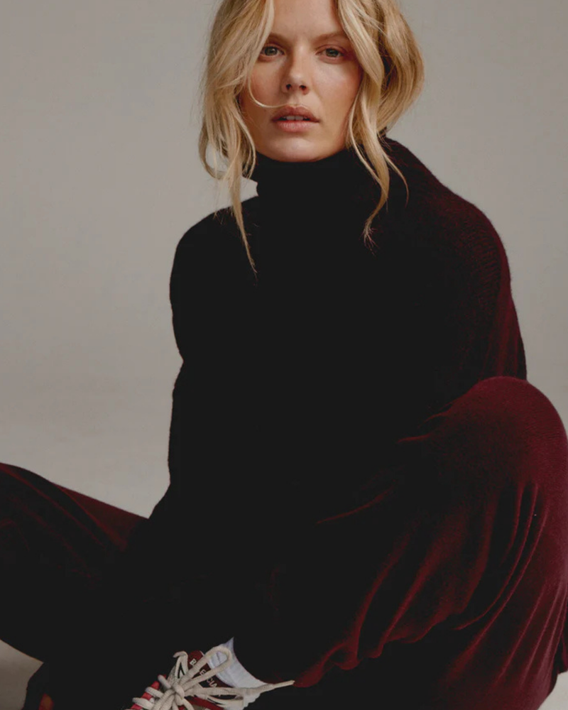 PENN & INK TURTLE NECK JUMPER