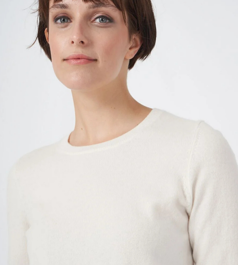 CASHMERE SWEATER