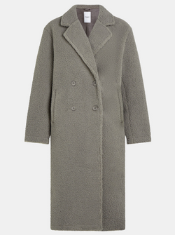 MANTEAU EN PELUCHE