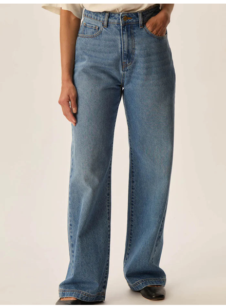 DES PETITS HAUTS JEAN LOUIZI DES PETITS HAUTS JEAN LOUIZI