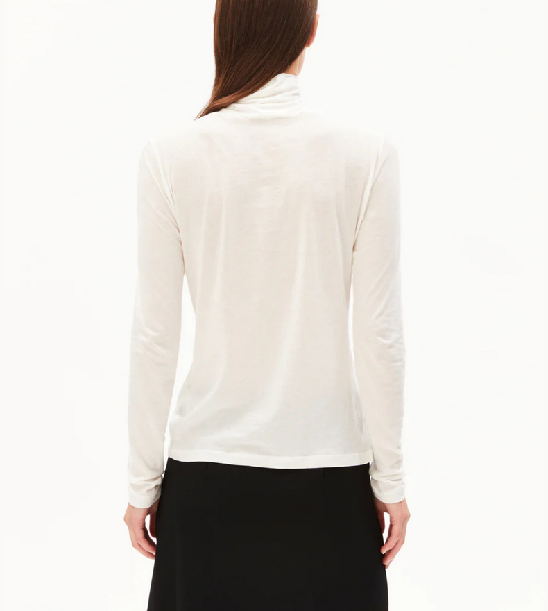 GRAZILIANAA TURTLENECK