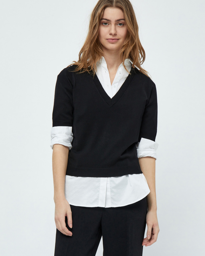 MINUS MILLA V-NECK