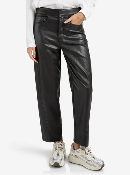 PANTALON EN IMITATION CUIR