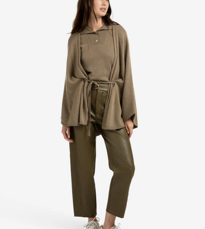 FAUX LEATHER TROUSER