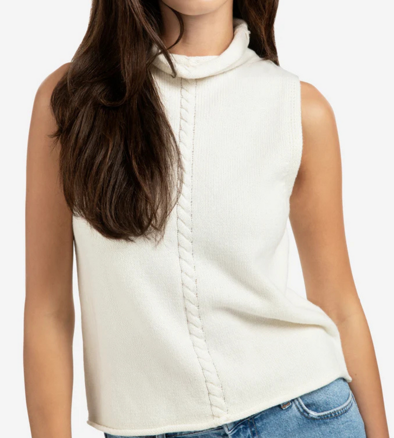 SLEEVELESS SWEATER