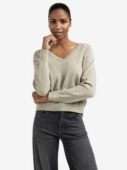 V-NECK SWEATER