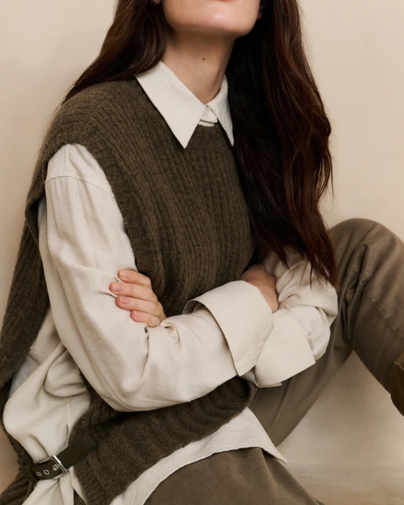 YAYA SLEEVELESS SWEATER