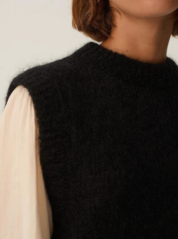 PULL SANS MANCHES ALBERTO