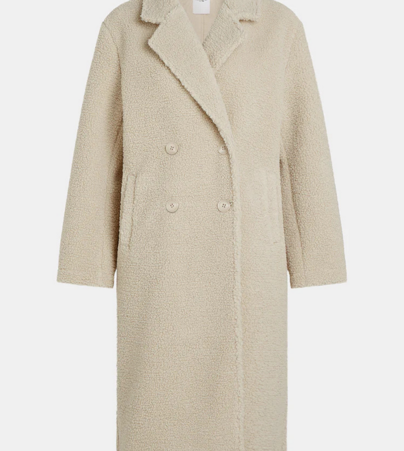 MANTEAU EN PELUCHE