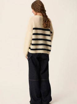ALEO SWEATER
