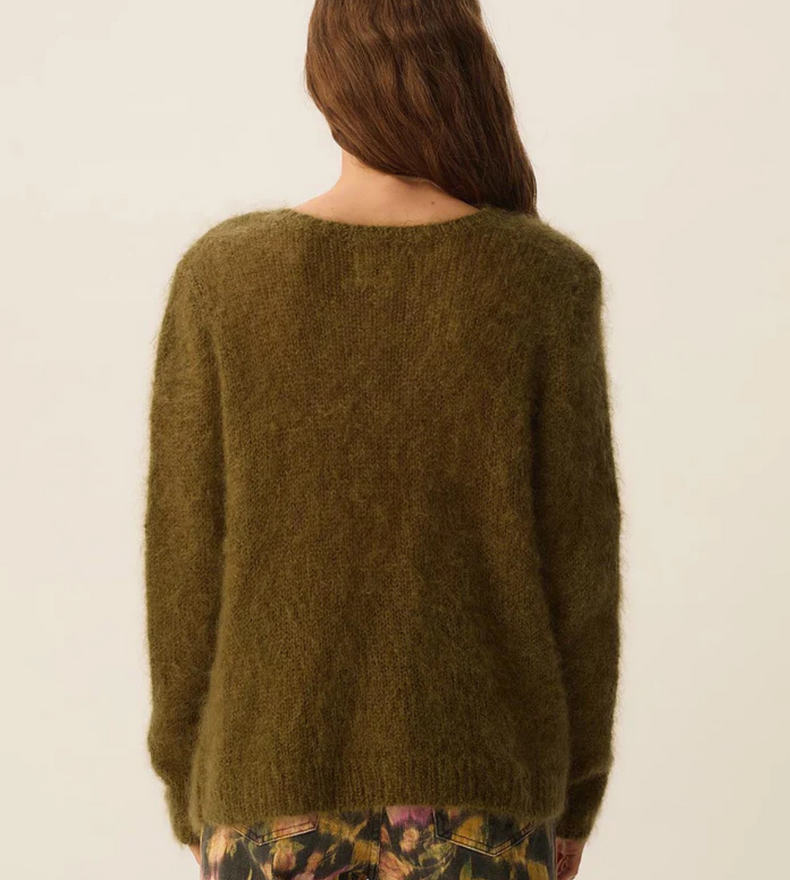 CHOUKY SWEATER