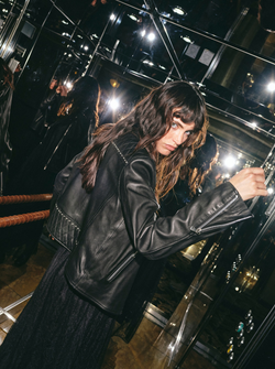 MMGOHA STUD LEATHER JACKET