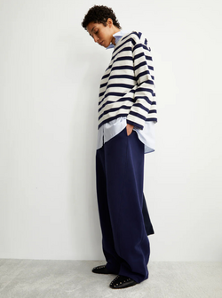 ICONIC FRANKAA BOLD SWEAT