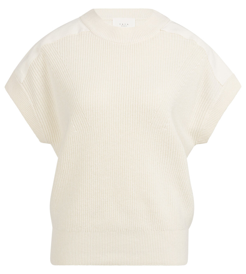 SLEEVELESS SWEATER