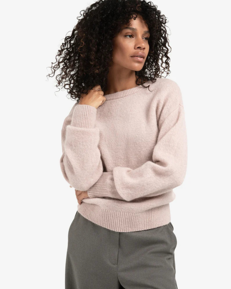 YAYA BACK V-NECK SWEATER