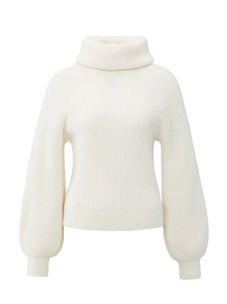 SWEATER WITH WIDE COLLAR