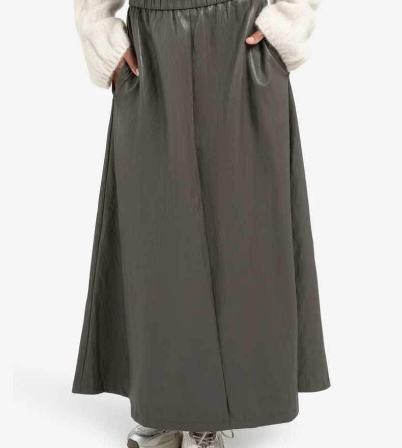 JUPE EN FAUX CUIR