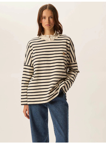 DES PETITS HAUTS FILLY TOP