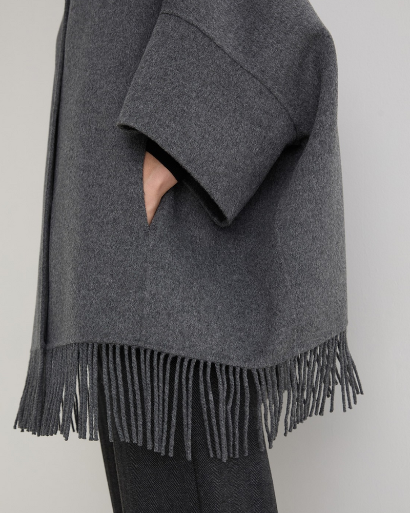 YERSE FRINGED CAPE