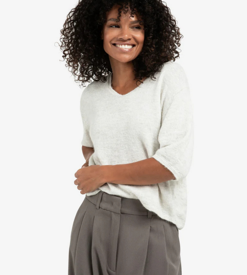 PULL À MANCHES COURTES