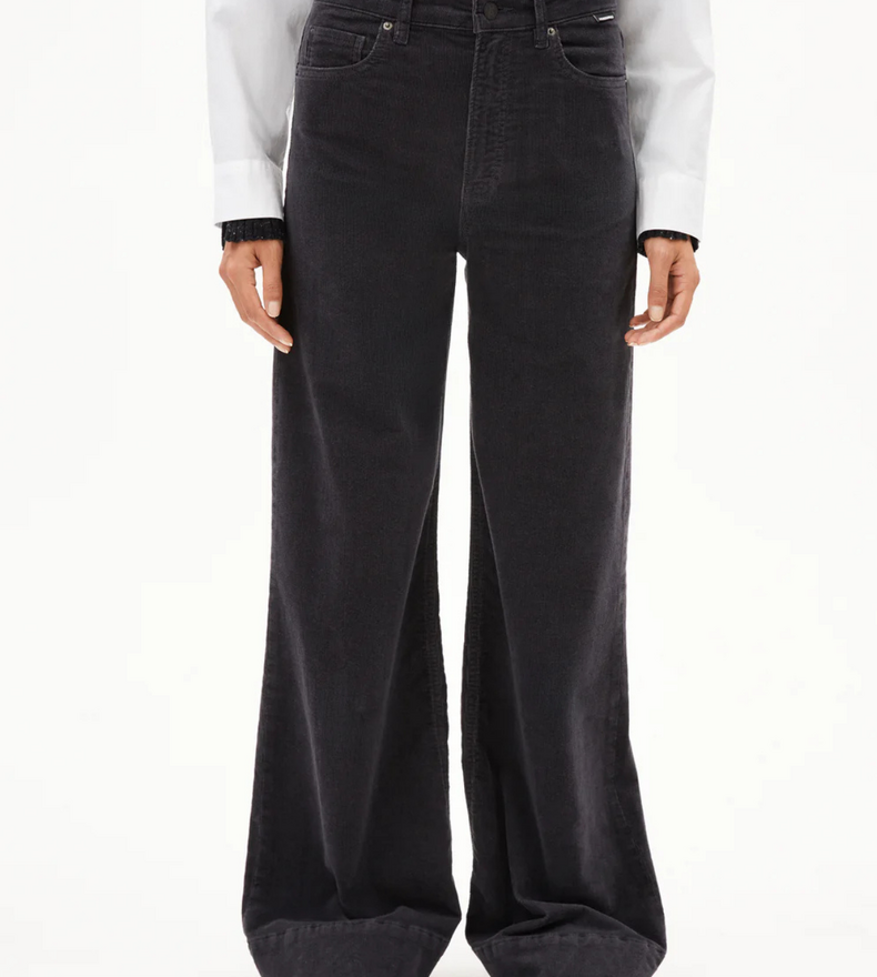 PANTALONS VELOURS CÔTELÉ