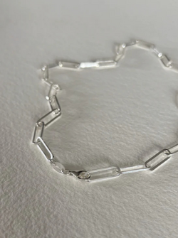 CHUNKY PAPERCLIP NECKLACE
