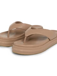 LEATHER SANDAL