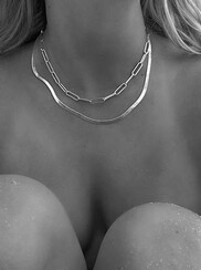 CHUNKY PAPERCLIP NECKLACE