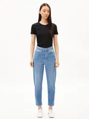 MAIRAA MOM JEANS