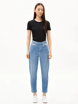MAIRAA MOM JEANS
