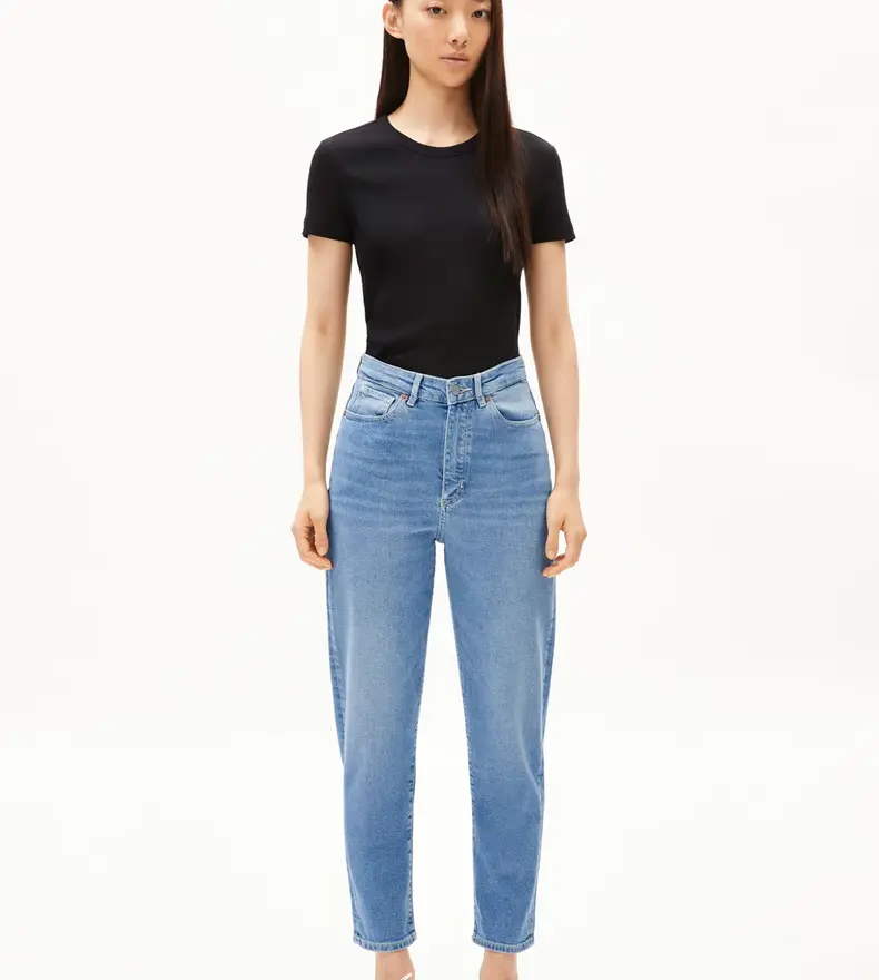 MAIRAA MOM JEANS