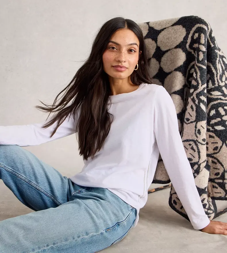 CLARA LS TEE
