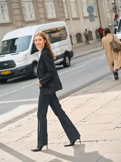 JEANS MMCECILIA COVER