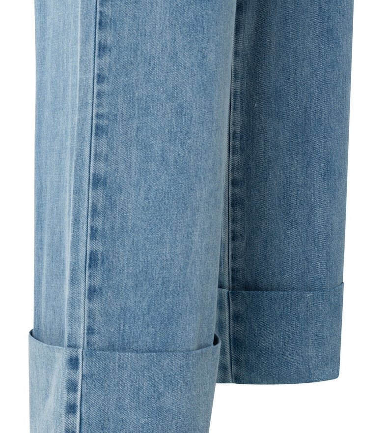 PANTALON EN DENIM AMPLE